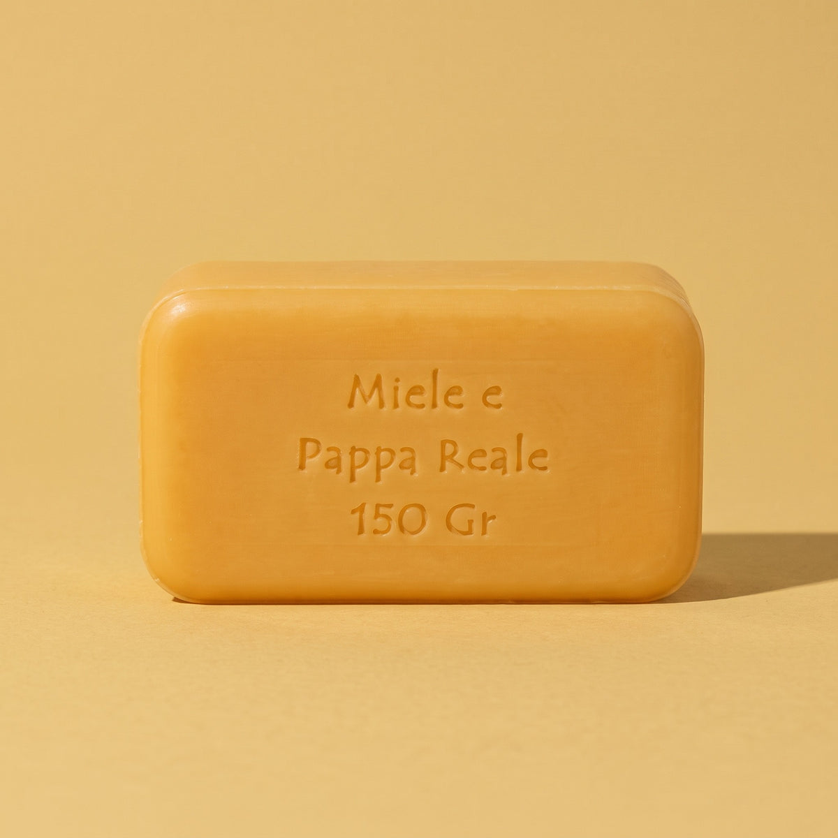 Sapone solido Soaviva miele e pappa reale da 150 g, panetto ambrato