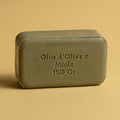 Sapone solido Soaviva olio d'oliva e miele da 150 g, panetto verde oliva